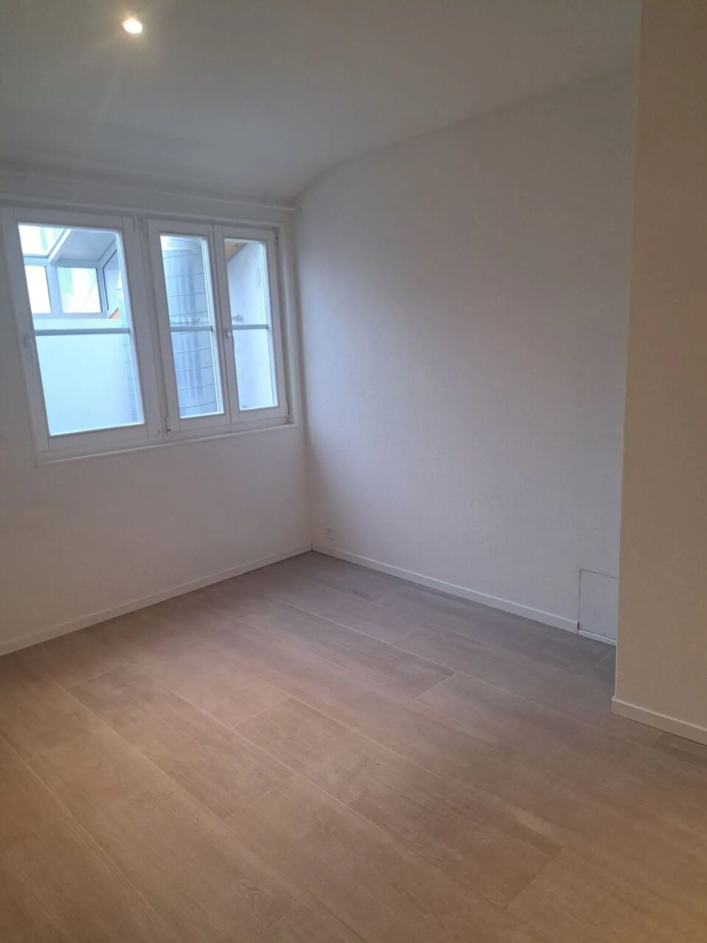 Romont 3, studio con terrazza - Foto 6 di 9