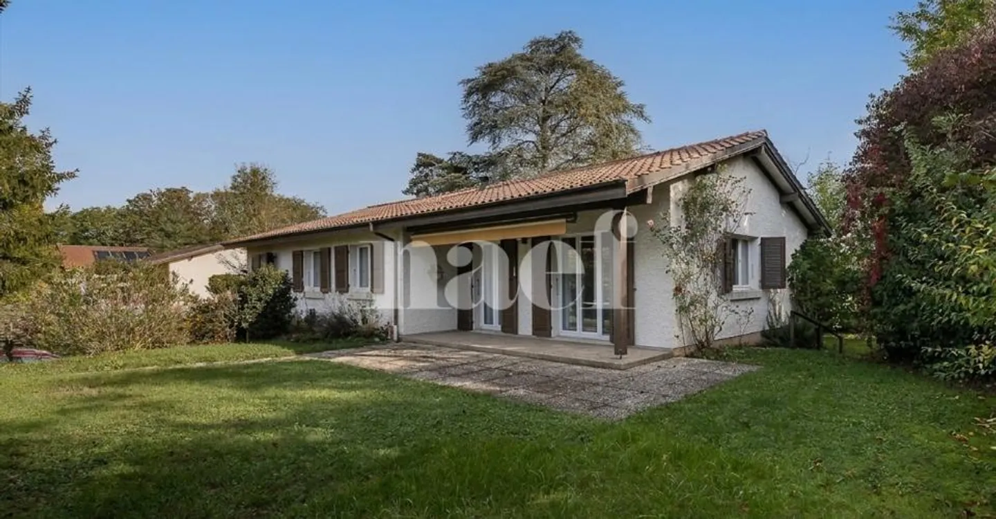Incantevole casa indipendente con giardino - Foto 1 di 11