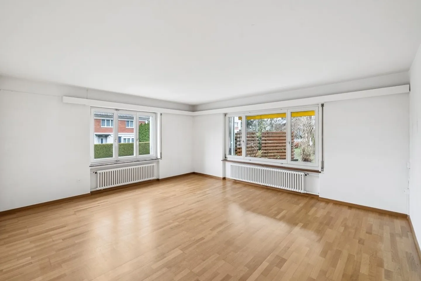 Posizione residenziale top con area giardino - Foto 2 di 9