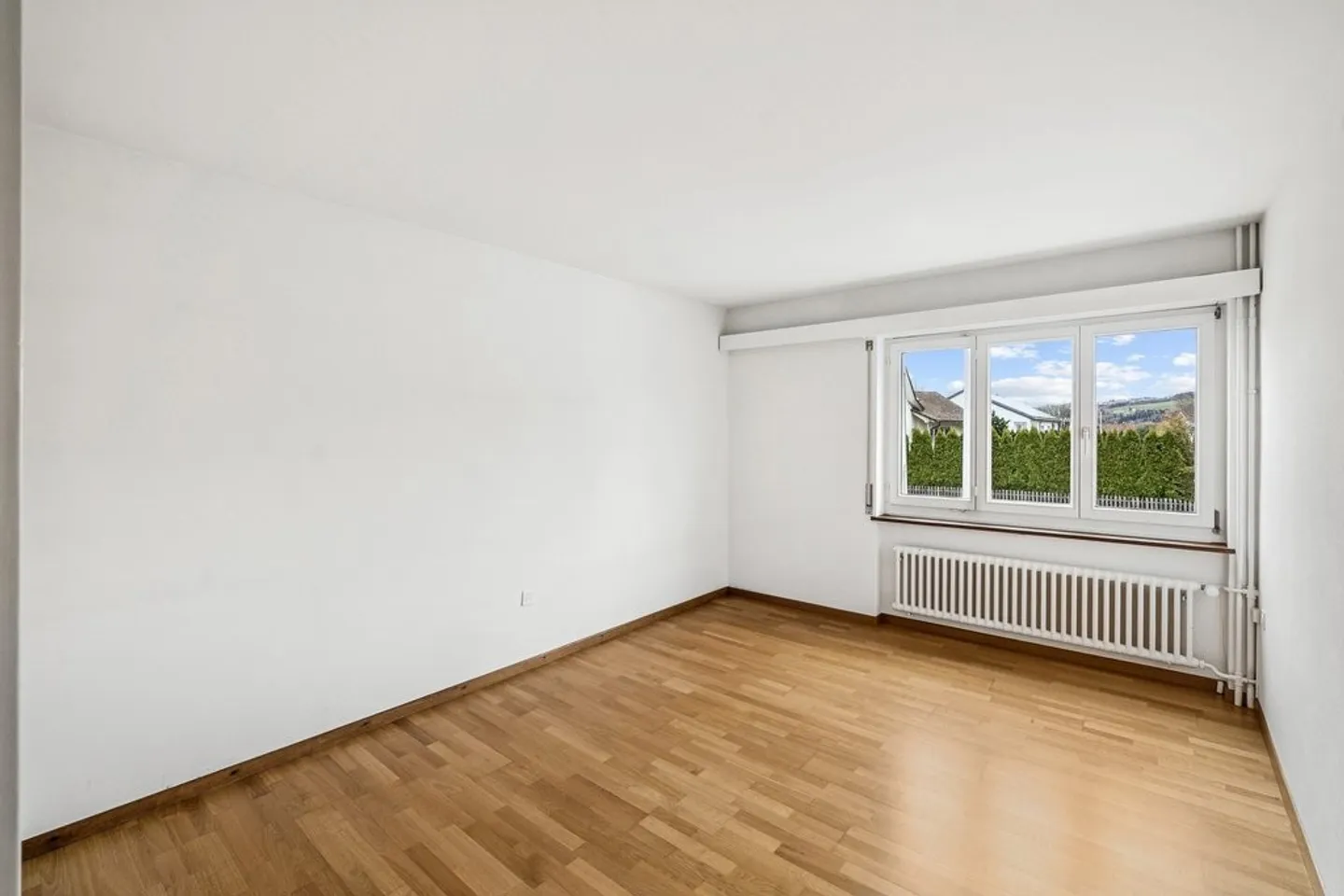 Posizione residenziale top con area giardino - Foto 8 di 9