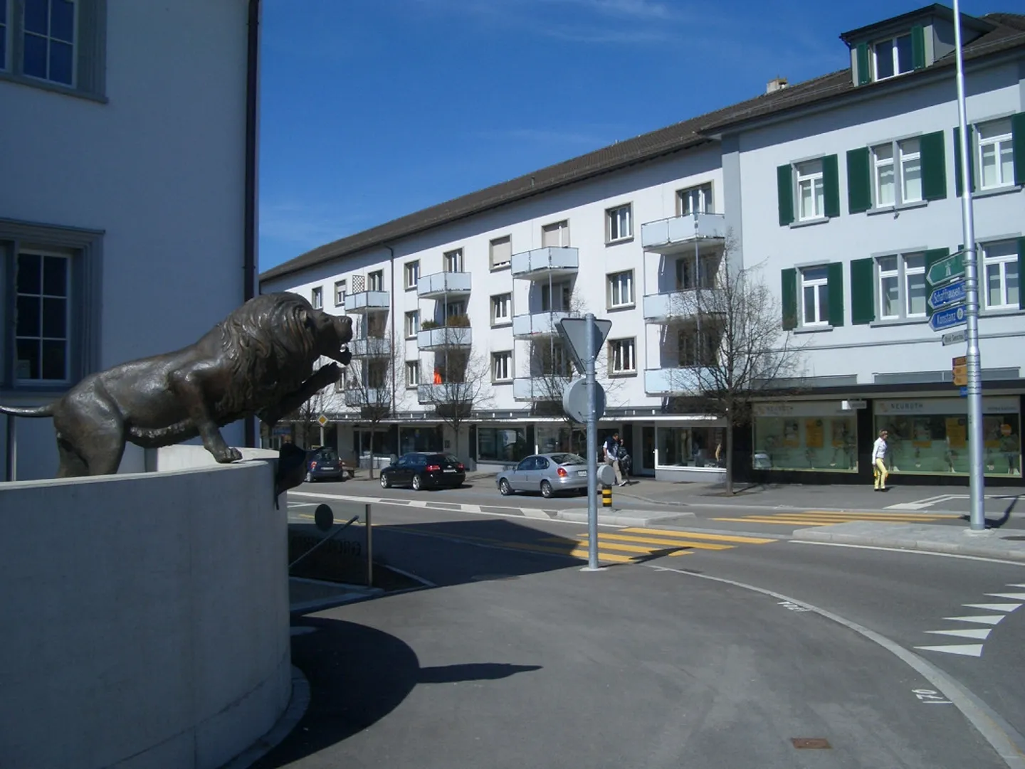 Appartement de ville de 3,5 pièces fraîchement rénové - Photo 3 sur 14