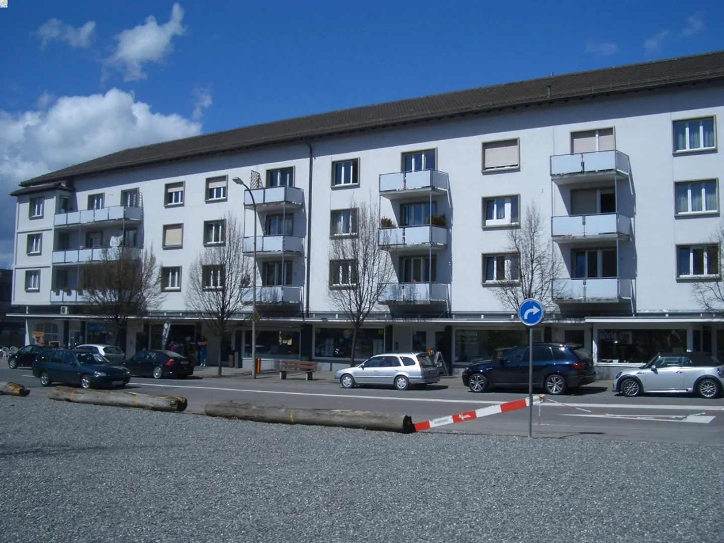Appartement de ville de 3,5 pièces fraîchement rénové - Photo 4 sur 14