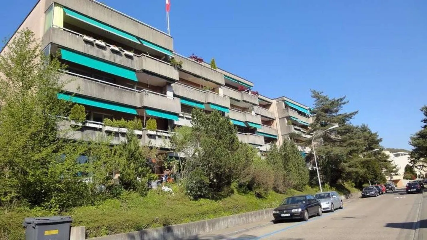 Vivere in un tranquillo quartiere residenziale - Foto 1 di 11