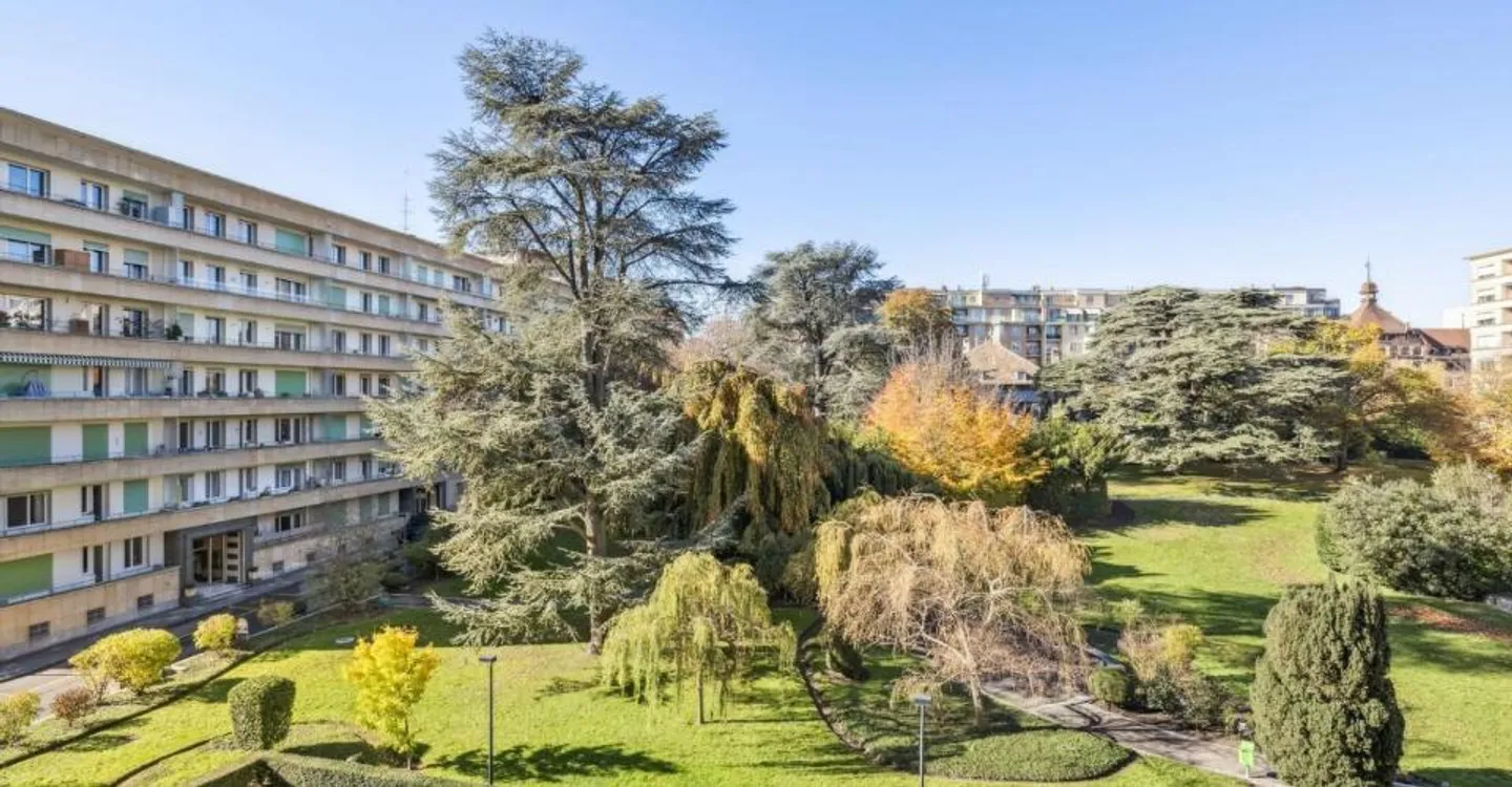 ESCLUSIVA: Magnifico appartamento di 6 locali con vista Monte Bianco e Lago - Foto 10 di 10