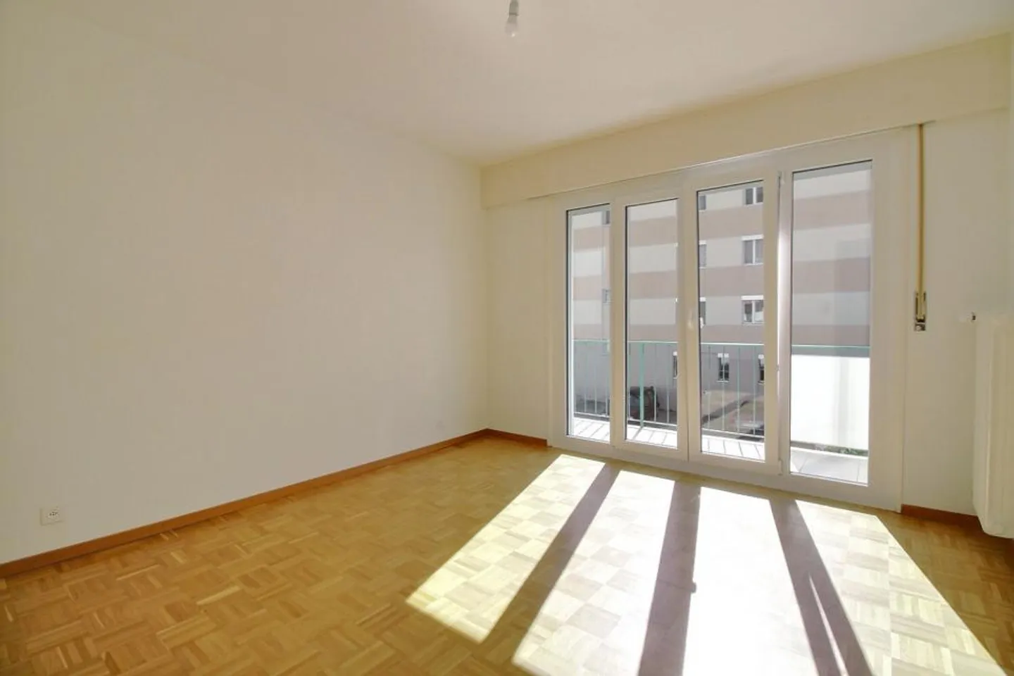 Charming 3-room apartment in Champlan, ideally located - Photo 6 of 9
