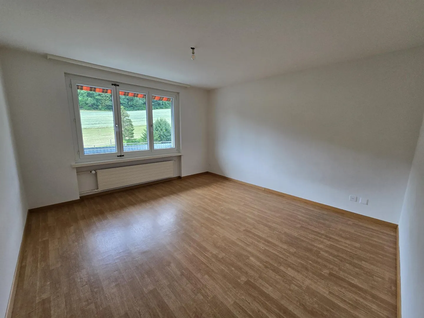 Charmante Wohnung an ruhiger Lage in Bargen (SH) - Foto 6 von 11