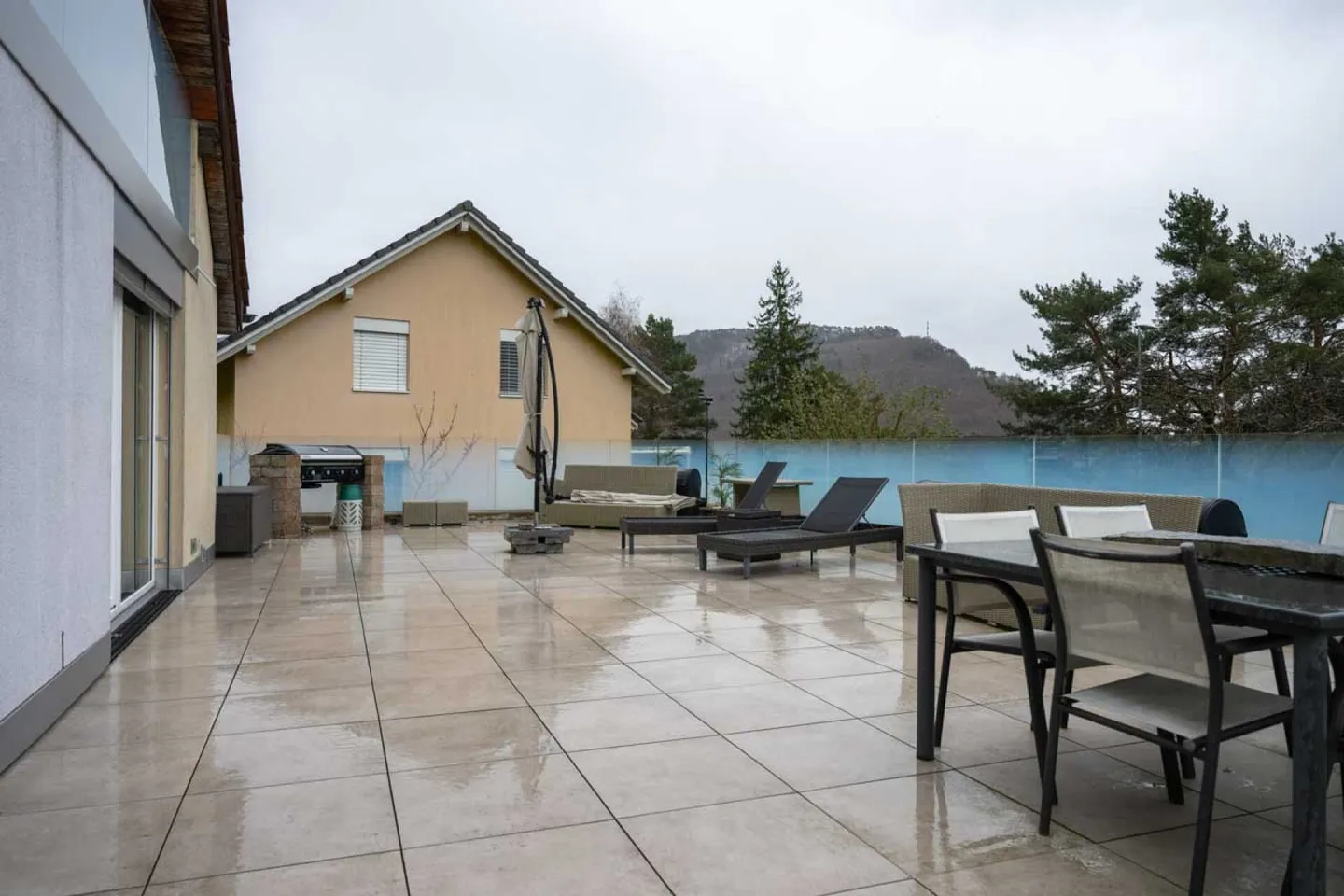 La comodità incontra la generosità - La tua casa a Balsthal! - Foto 3 di 15