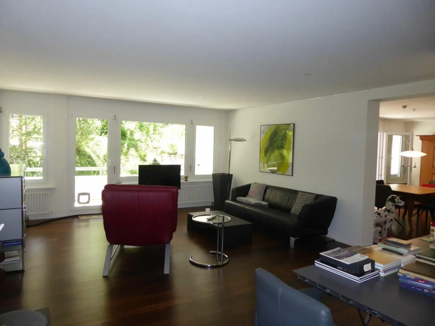 Spacious 4 1/2-room holiday apartment with balcony, terrace, and underground parking space - Photo 3 of 21
