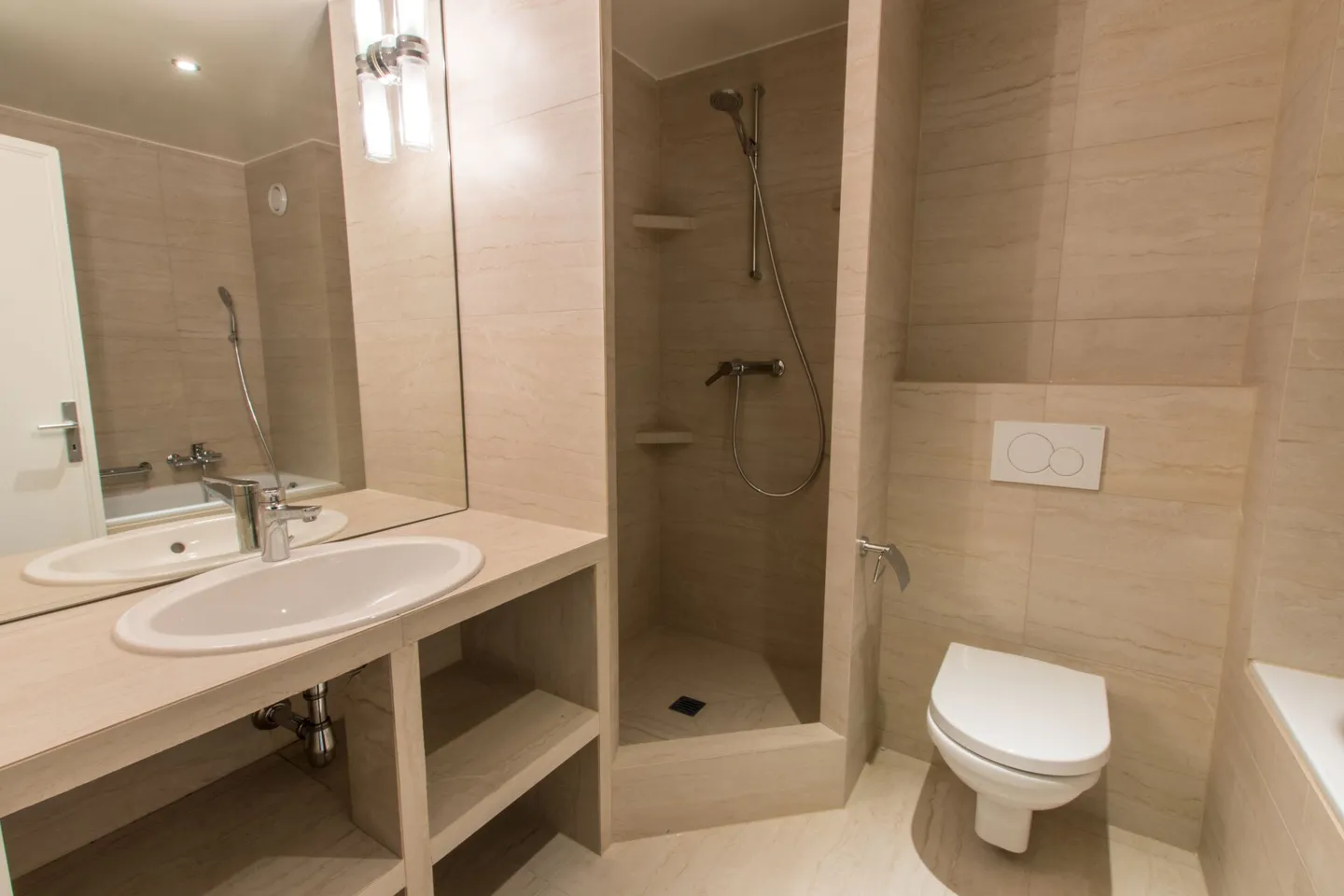 Two apartments with 4 rooms in Champel - Photo 4 of 5