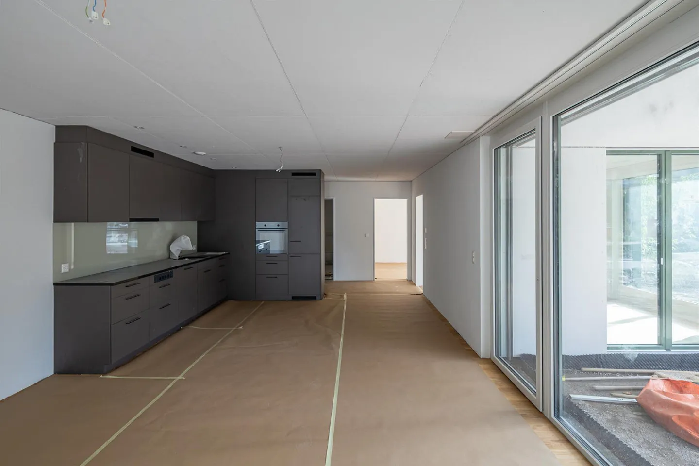 Modernes 3.5 Zimmer Apartment - Foto 3 von 6