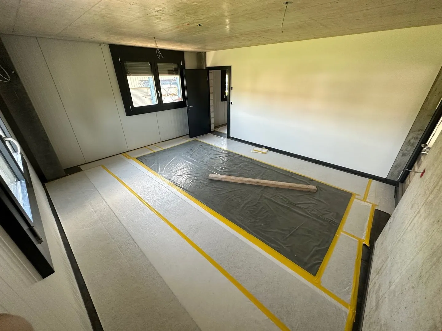 Modern office/storage spaces in new building - Photo 8 of 12