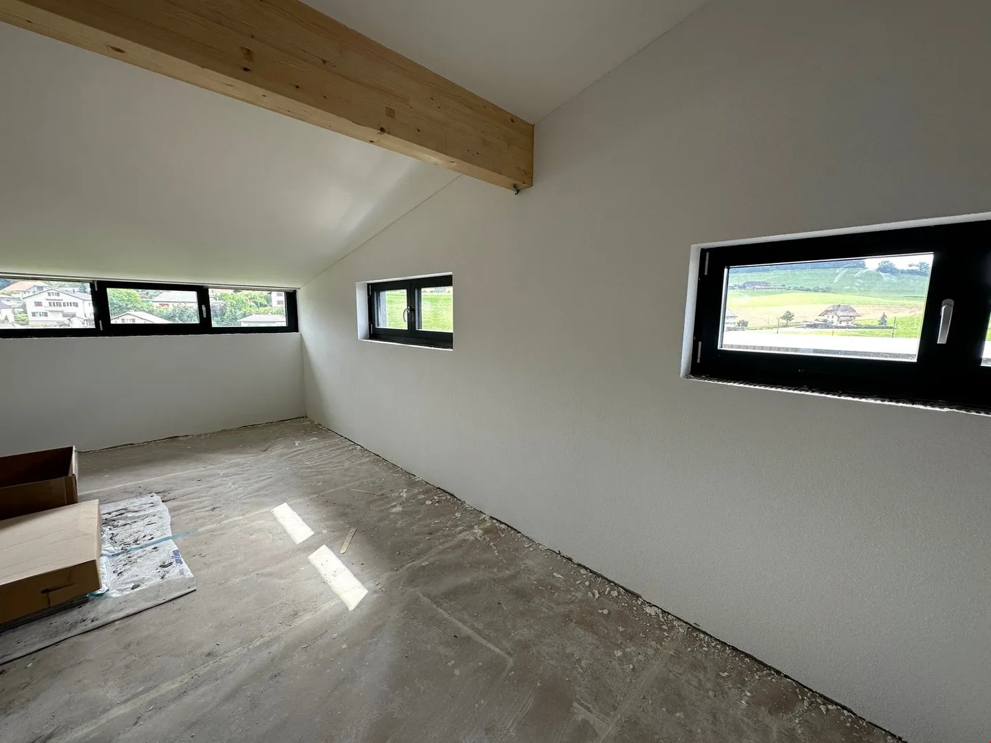 Modern office/storage spaces in new building - Photo 10 of 12