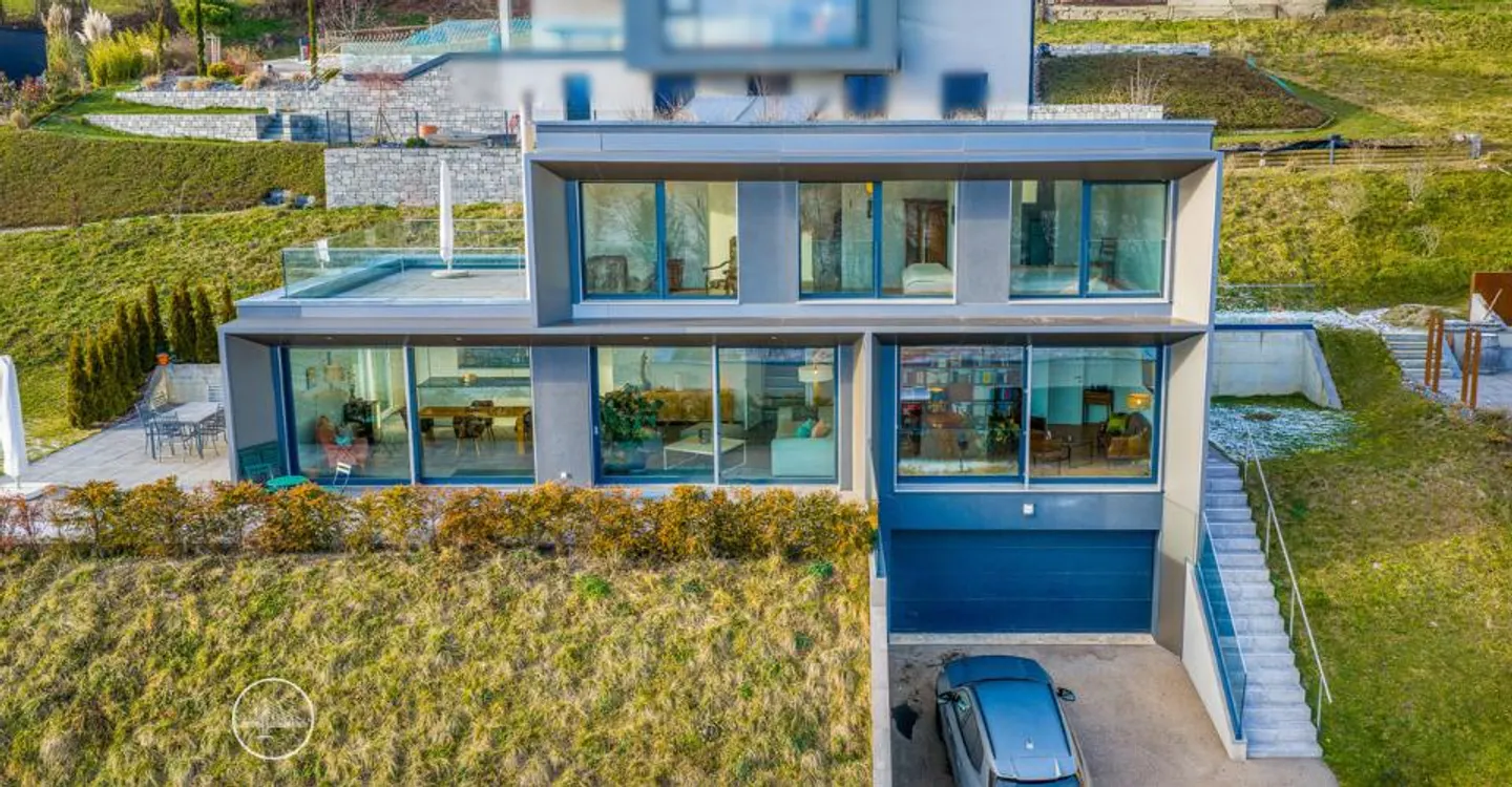 Modern Villa with Stunning Views - Photo 2 of 12