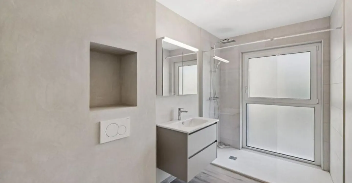 New 2.5-room apartment with beautiful exteriors - Photo 8 of 9