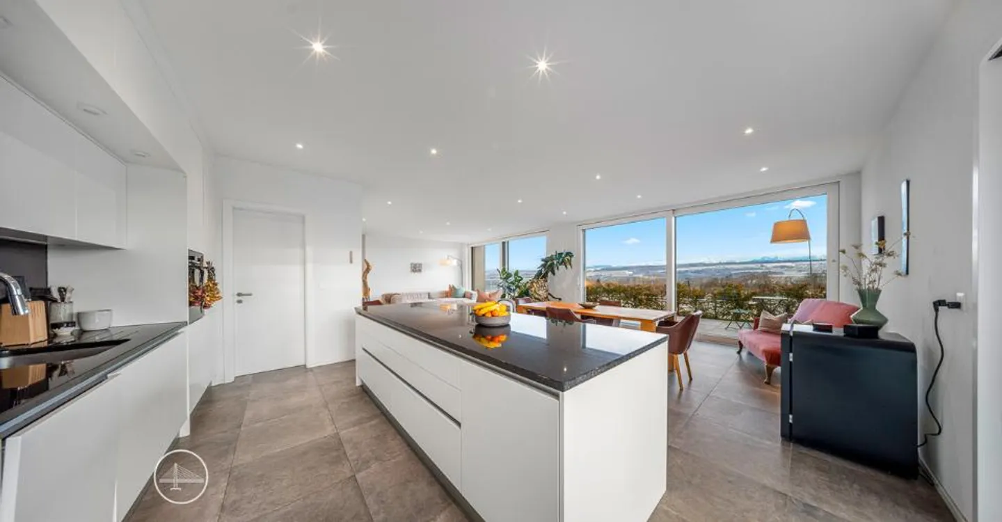 Modern Villa with Stunning Views - Photo 12 of 12
