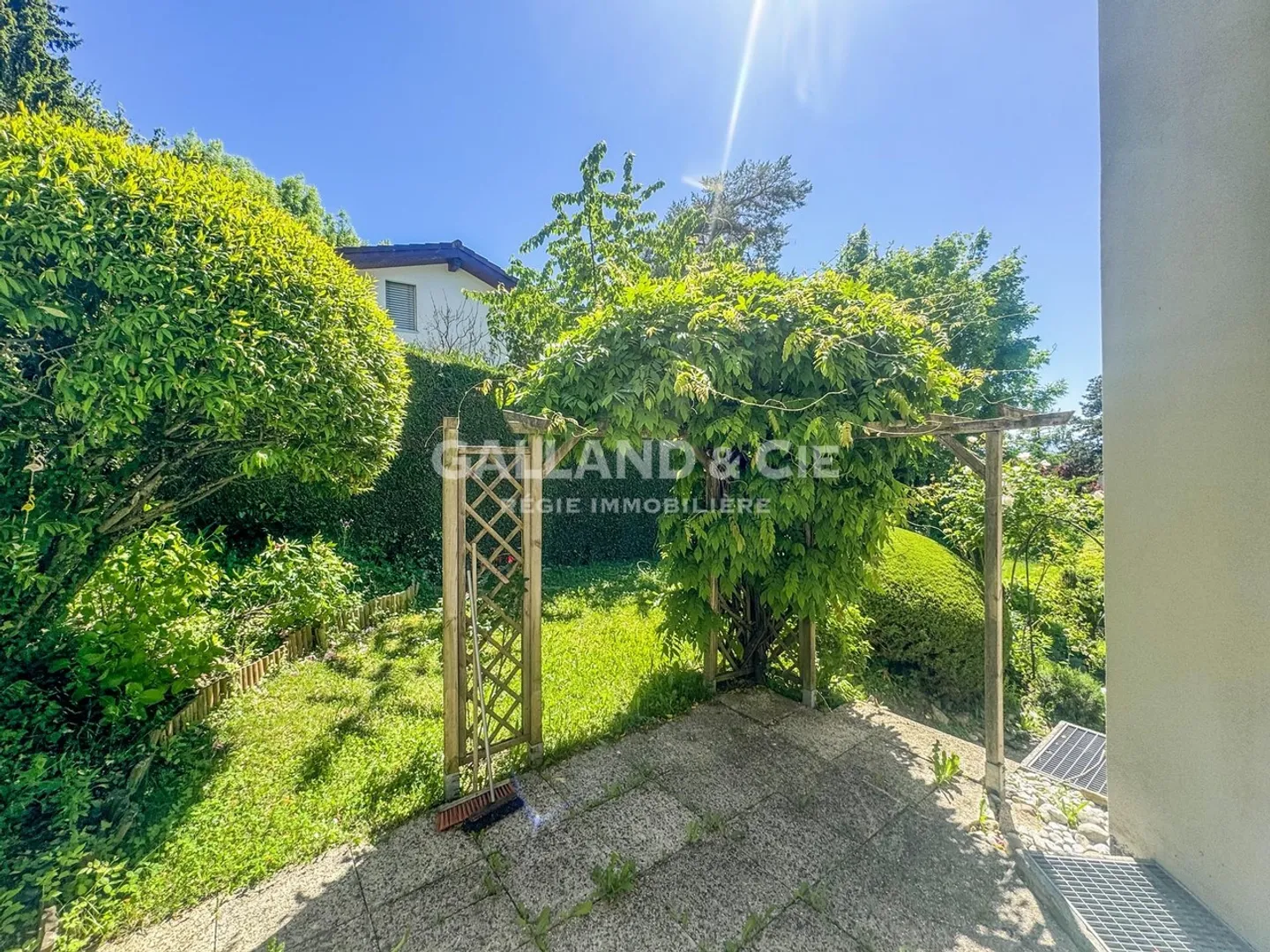 6-room Villa - Photo 9 of 12