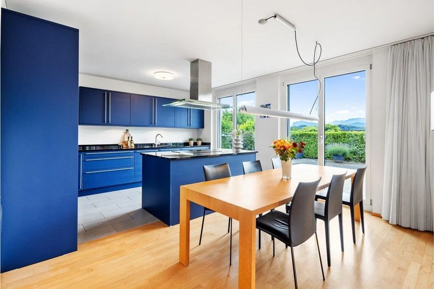 Luxurious 5.5-room apartment with mountain panorama in Lucerne - Photo 3 of 6