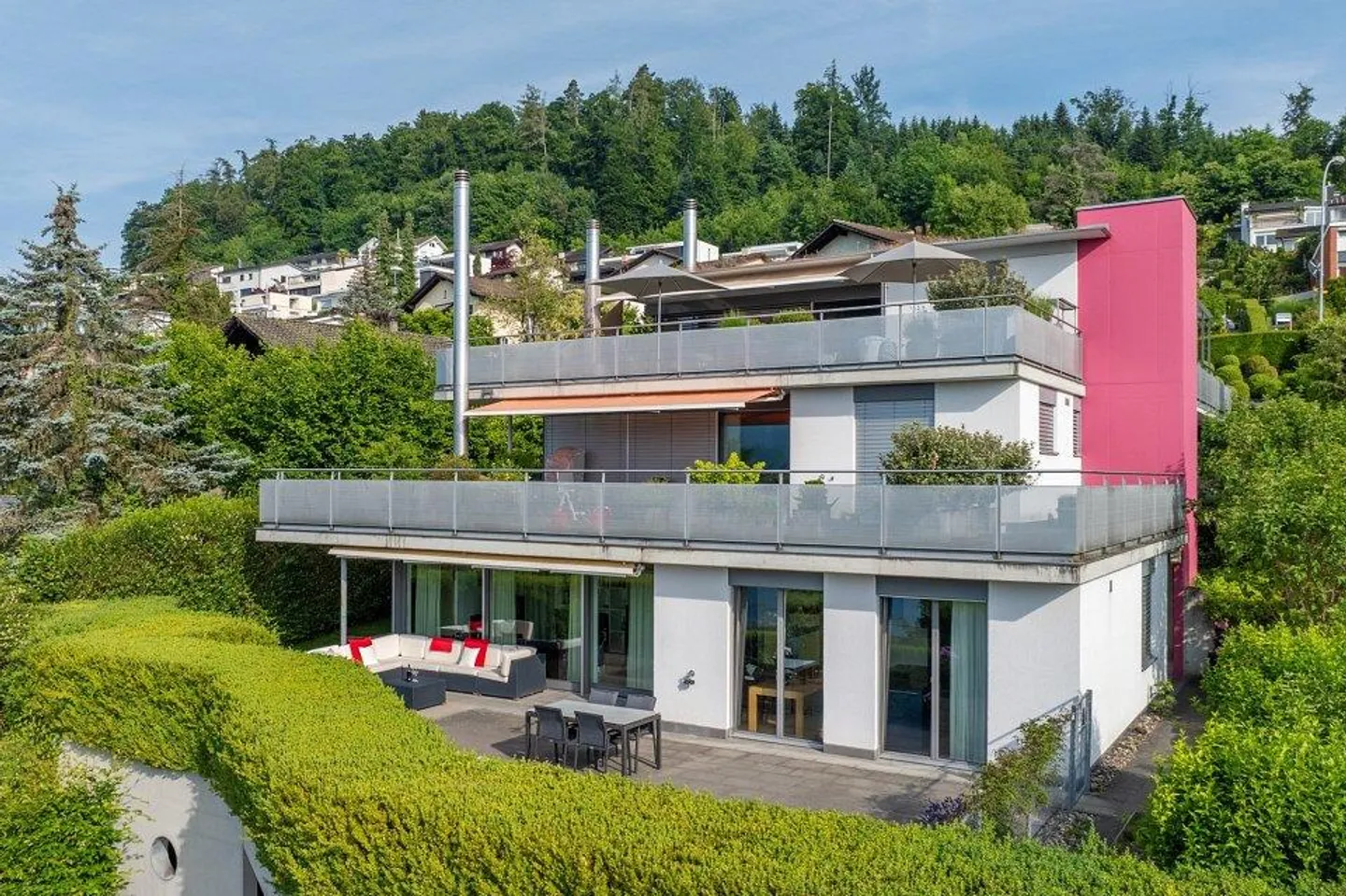 Luxurious 5.5-room apartment with mountain panorama in Lucerne - Photo 1 of 6