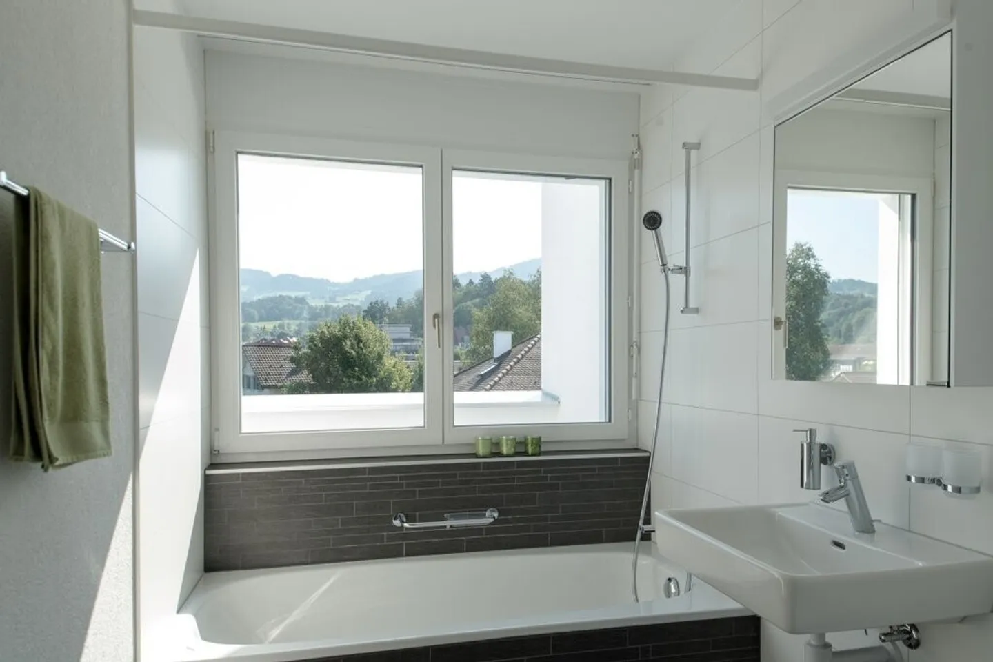 Great apartment with high standard of development - Photo 5 of 6