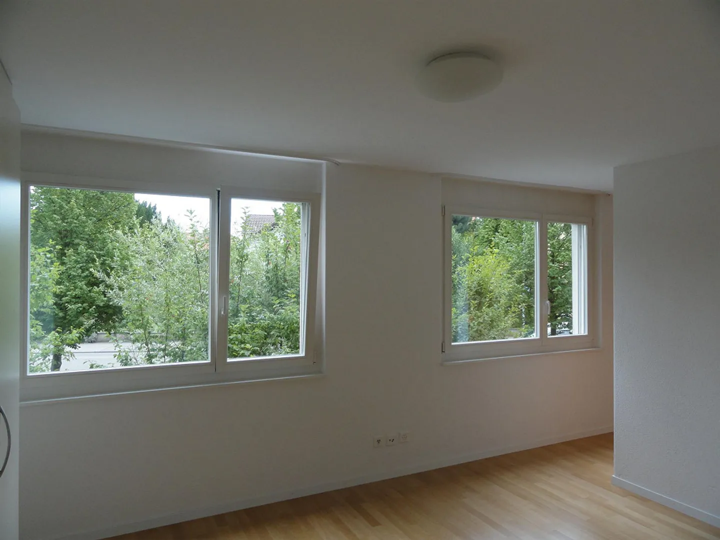 Appartamento moderno di 2,5 locali in posizione centrale a Wettingen - Foto 6 di 9