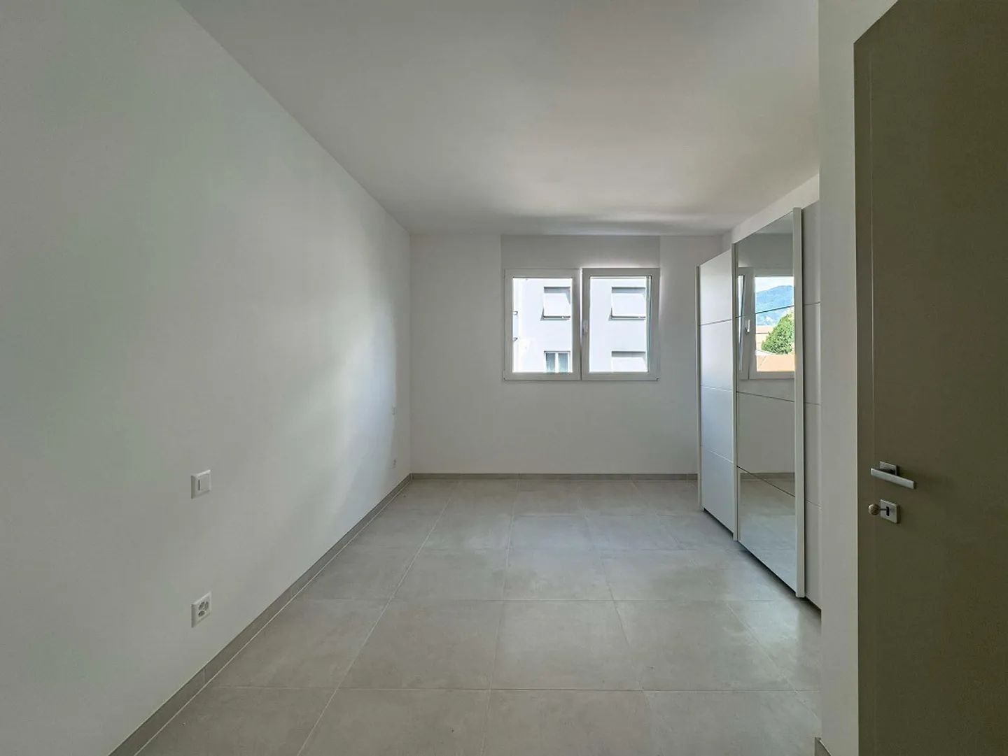 Nuovo appartamento di 3,5 stanze in affitto a Genestrerio - Foto 4 di 11