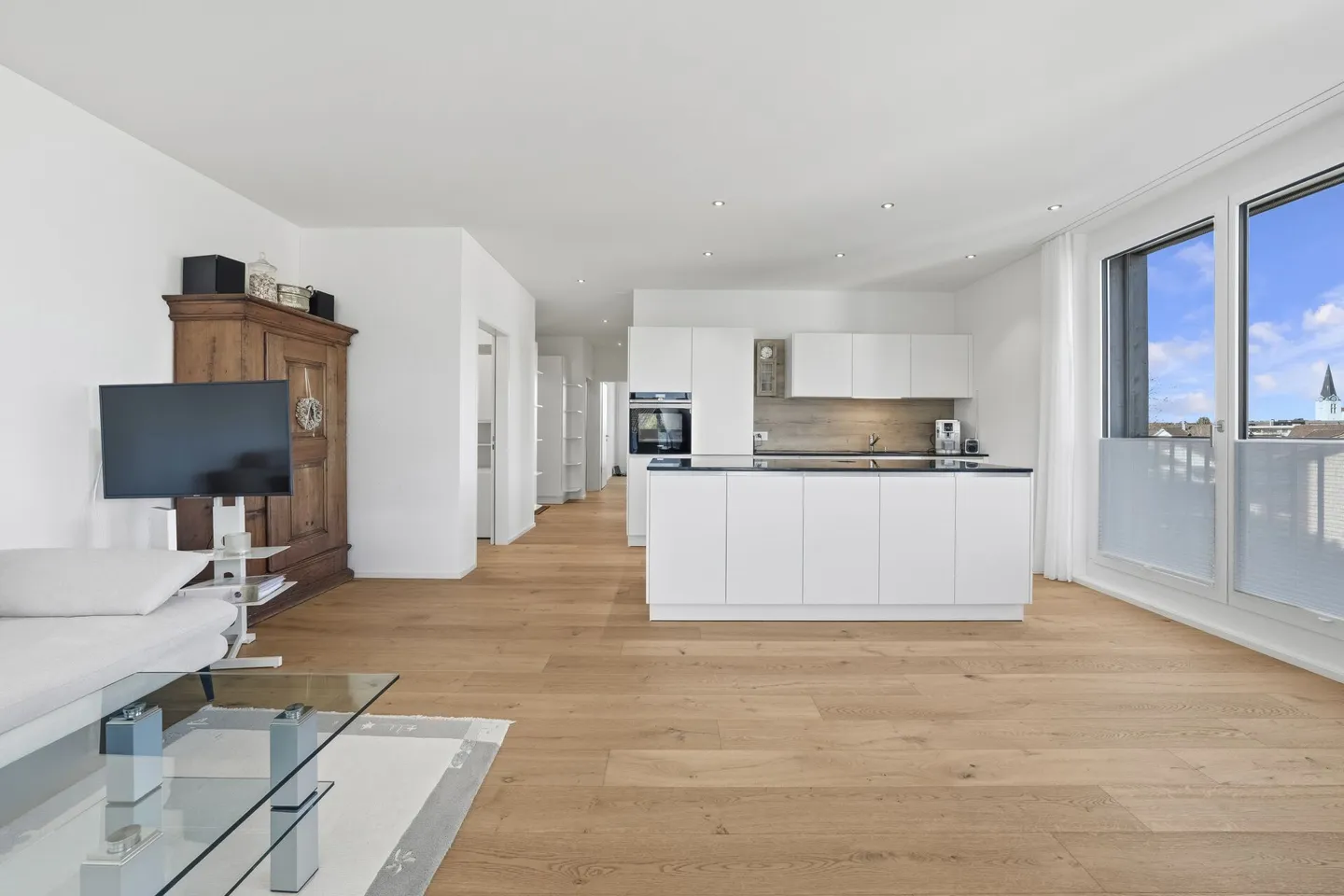 Penthouse jewel with 76m² terrace and panoramic view - Photo 5 of 12