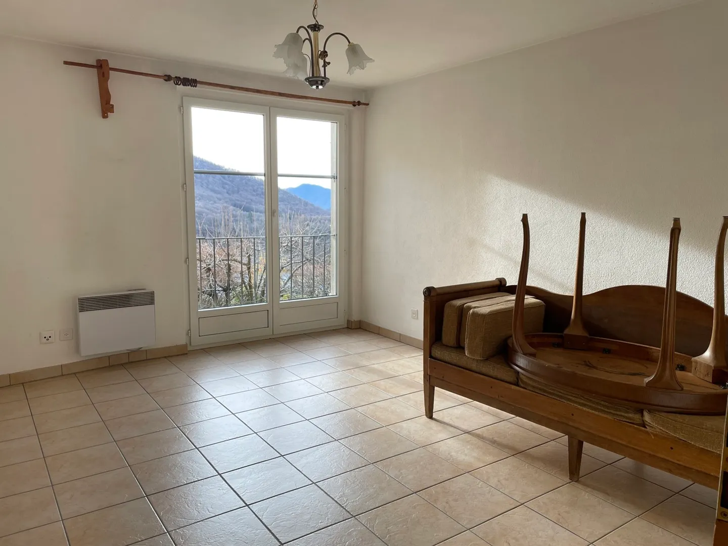 Casa di nucleo con due appartamenti - Foto 8 di 19