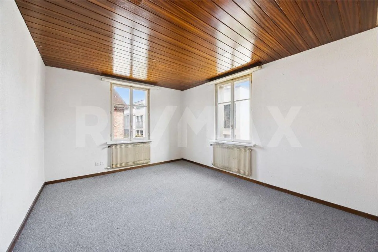Casa unifamiliare da ristrutturare in posizione centrale - Foto 6 di 13