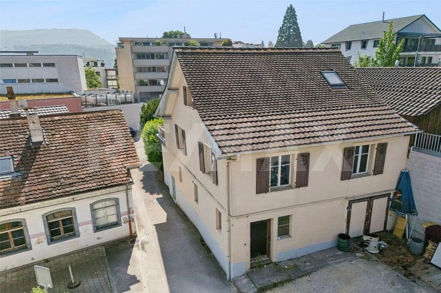 Casa unifamiliare da ristrutturare in posizione centrale - Foto 12 di 13