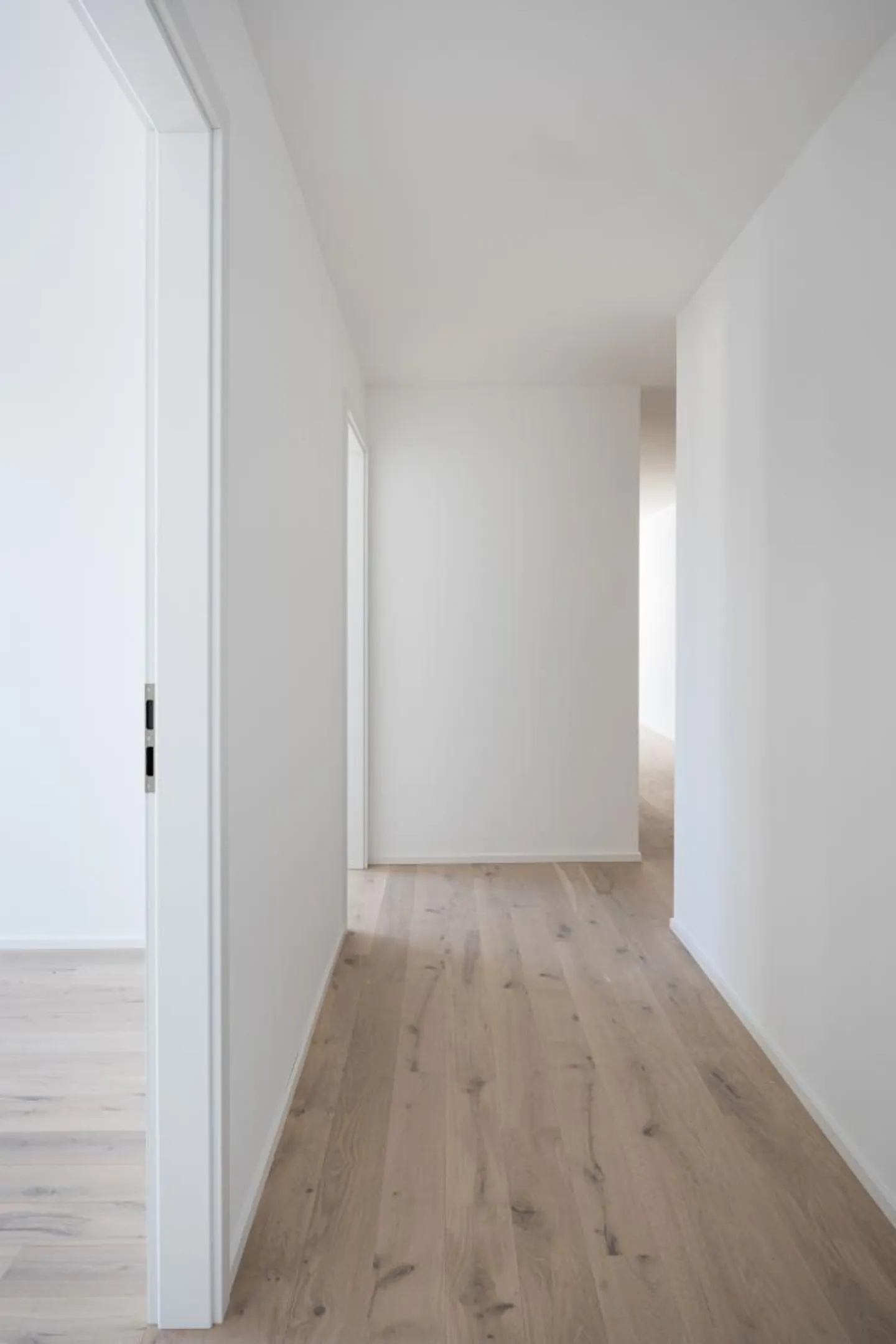 Appartement moderne 4.5 pièces - Photo 3 sur 12