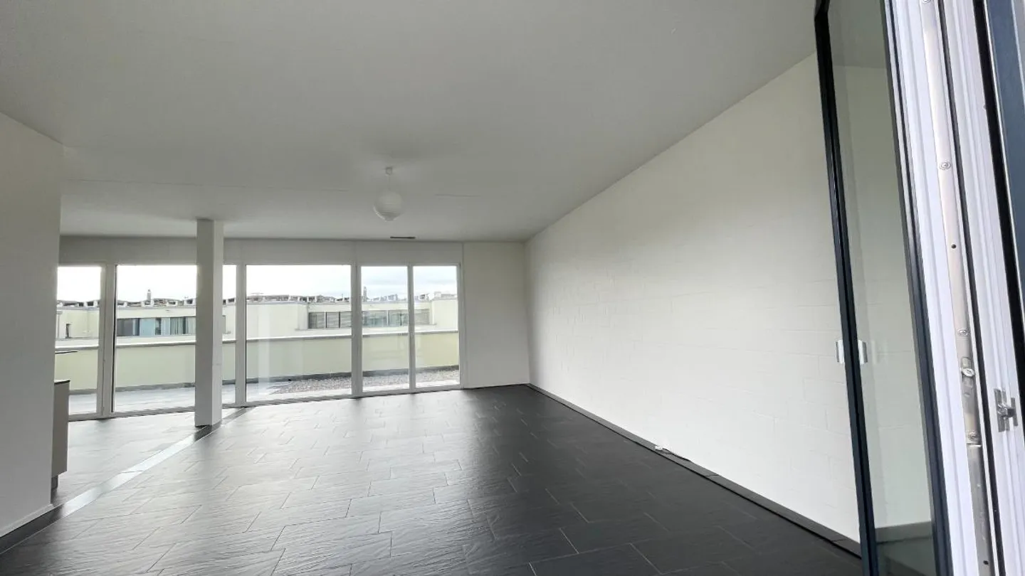 «2.5 Zimmer Attikawohnung» - Foto 2 von 5