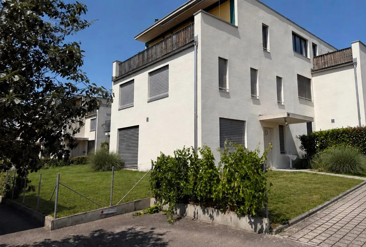 Charmante Maisonette in Biel-Benken - Foto 1 von 6