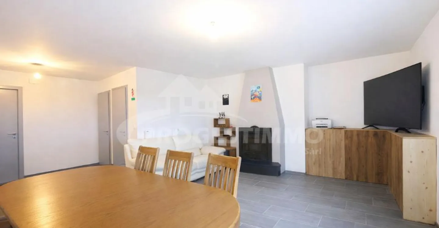 DORFHAUS MIT ERWEITERUNGSMÖGLICHKEITEN - Foto 3 von 11