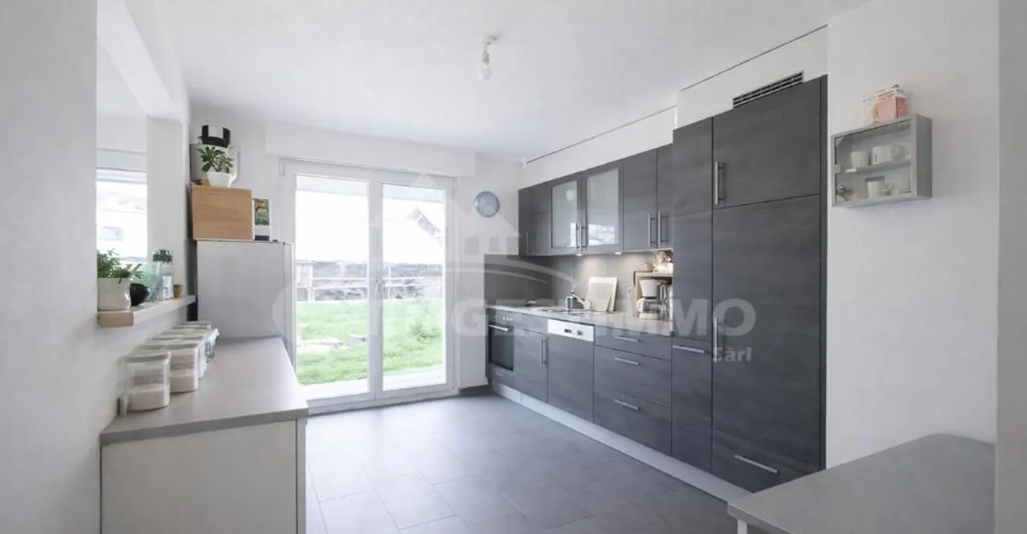 DORFHAUS MIT ERWEITERUNGSMÖGLICHKEITEN - Foto 2 von 11