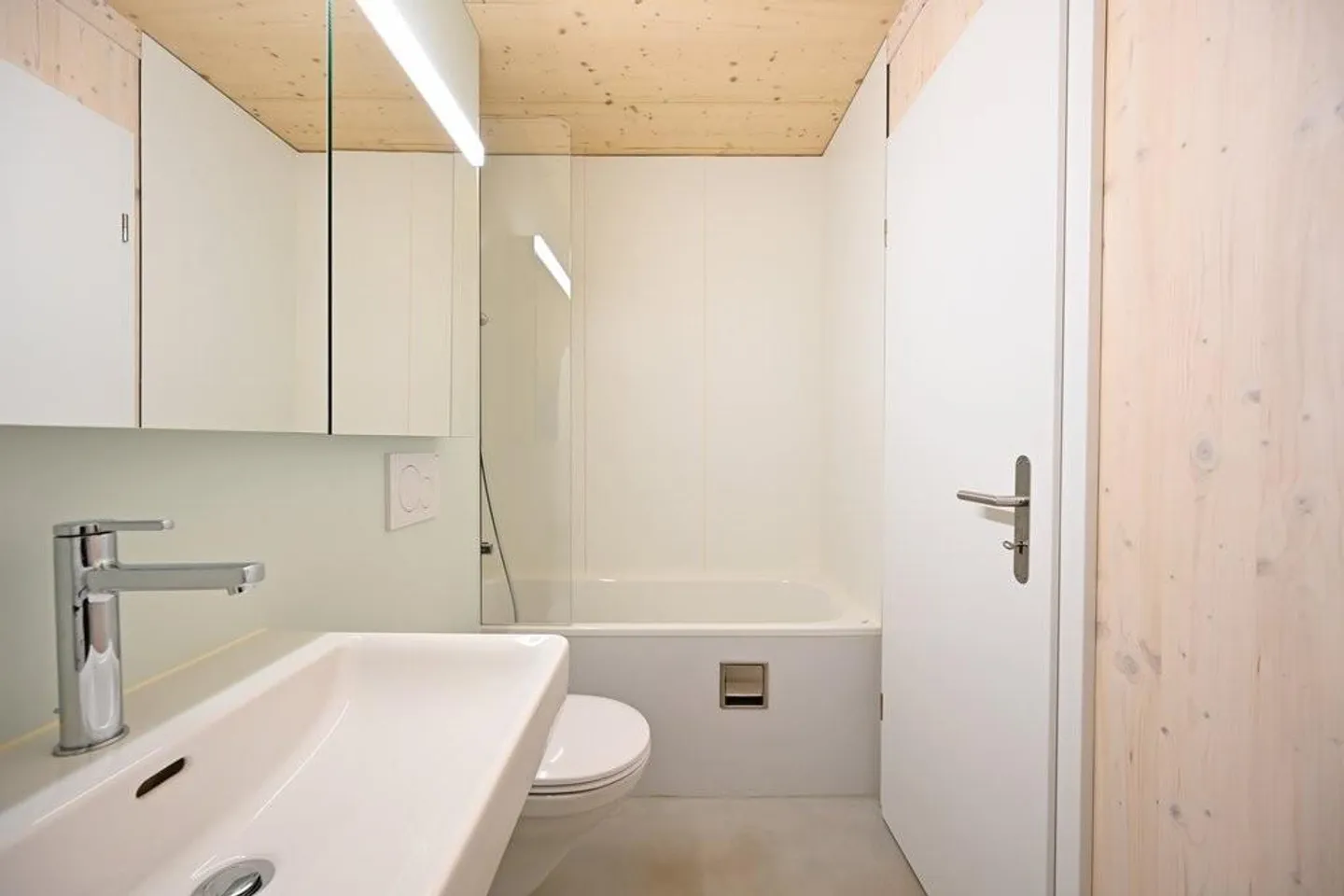 3-storey 6.5-room terraced single-family house in Herrenschwanden - Photo 6 of 12