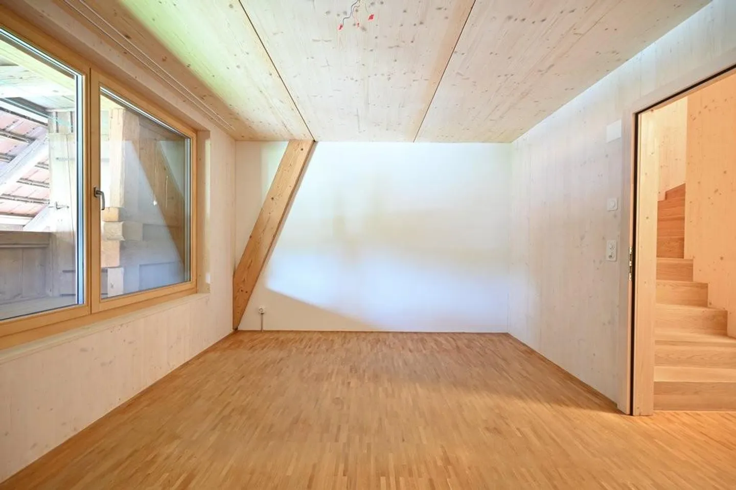 3-storey 6.5-room terraced single-family house in Herrenschwanden - Photo 8 of 12