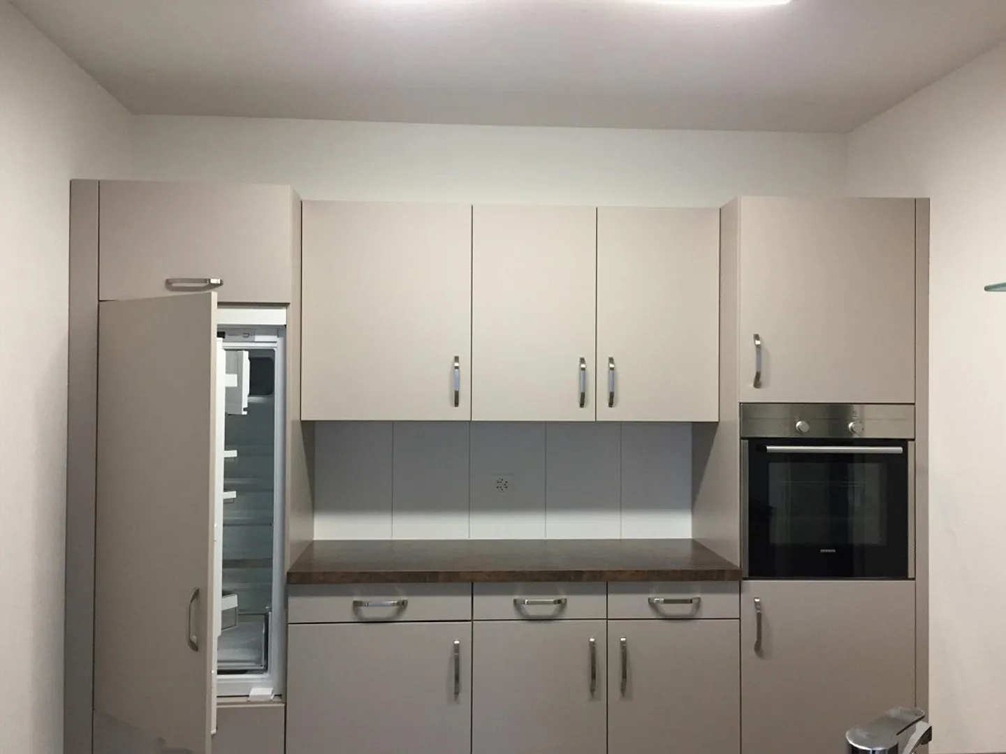 Great 2.5-room apartment in a central location - Photo 4 of 8