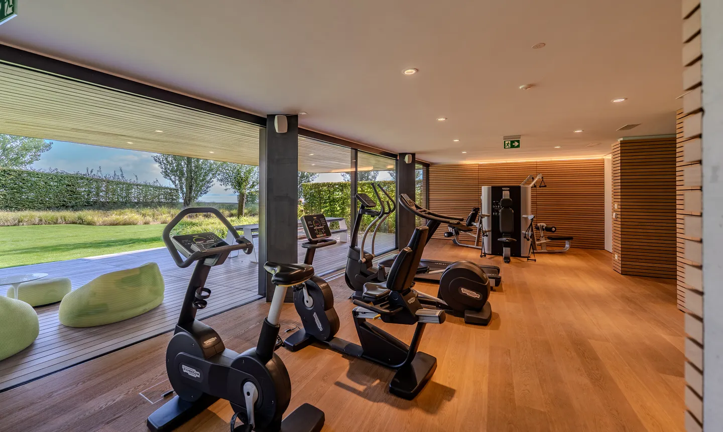 Luxuriöse 5.5-Zimmer-Wohnung mit See- und Bergsicht in exklusiver Parkanlage - Photo 14 of 20