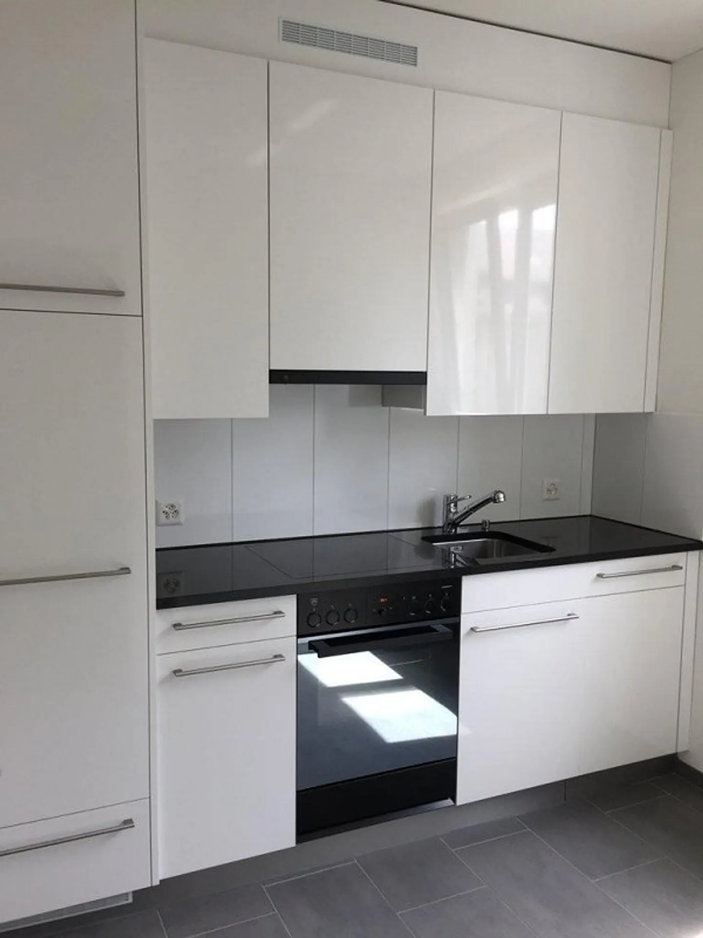 Charmante Wohnung in Zürich - Foto 3 von 5