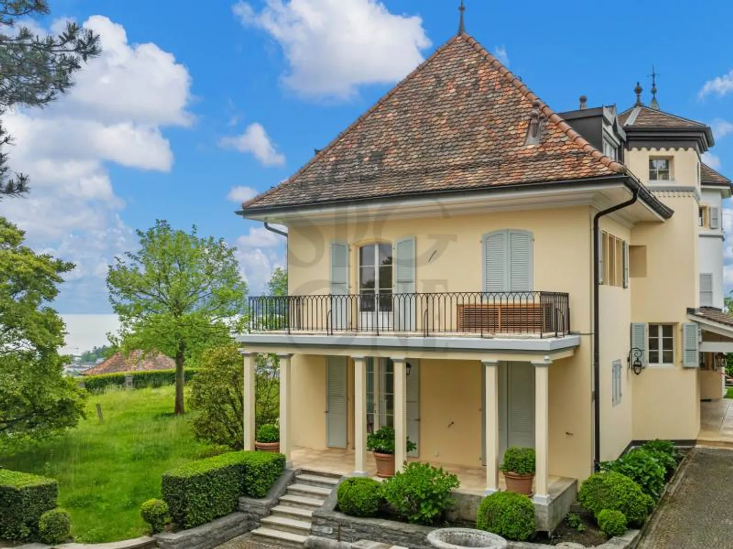 Casa padronale completamente ristrutturata con gusto - Foto 1 di 9
