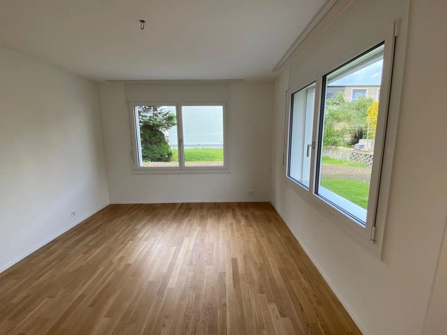 Spacious 4.5 Room Apartment - Photo 5 of 12