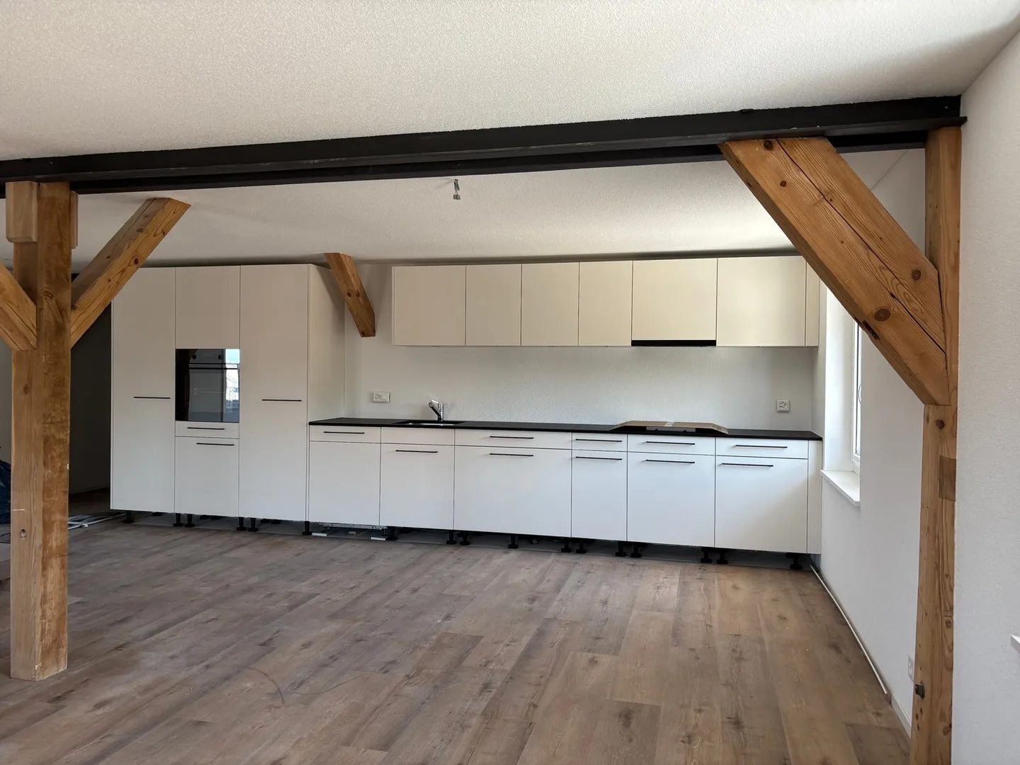 Modernes 4.5-Zimmer-Apartment in Kallnach - Foto 3 von 10