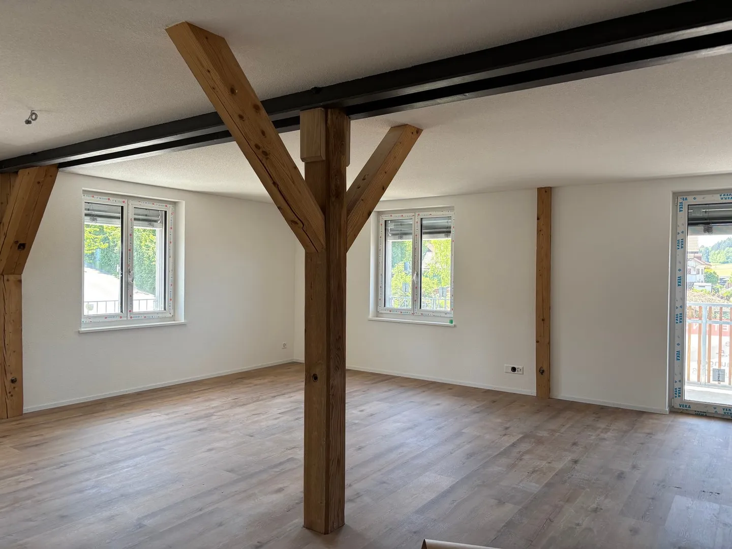 Modernes 4.5-Zimmer-Apartment in Kallnach - Foto 4 von 10