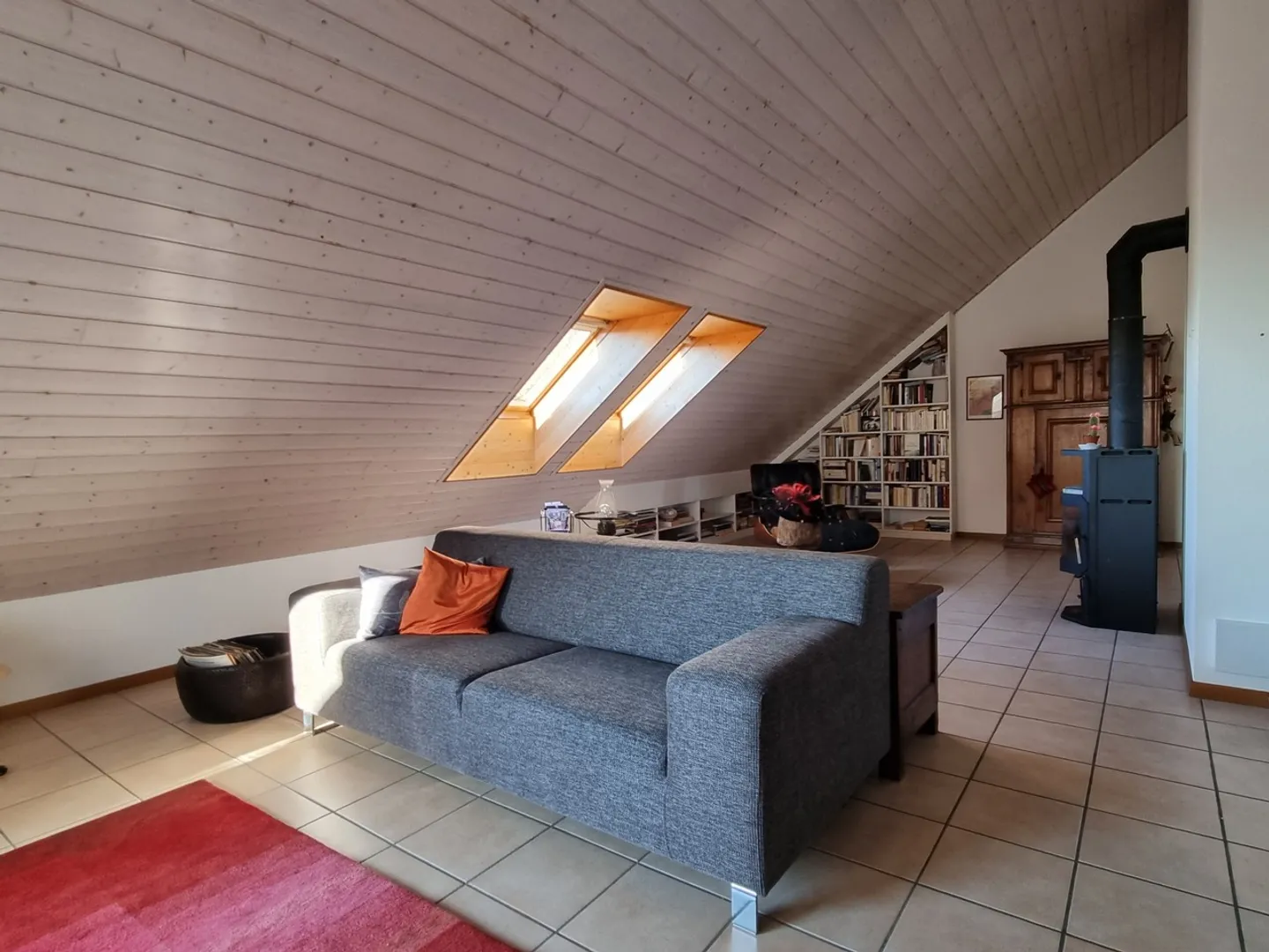 Magnifico appartamento di 5,5 stanze situato nel vecchio villaggio di Bussigny - Foto 8 di 13