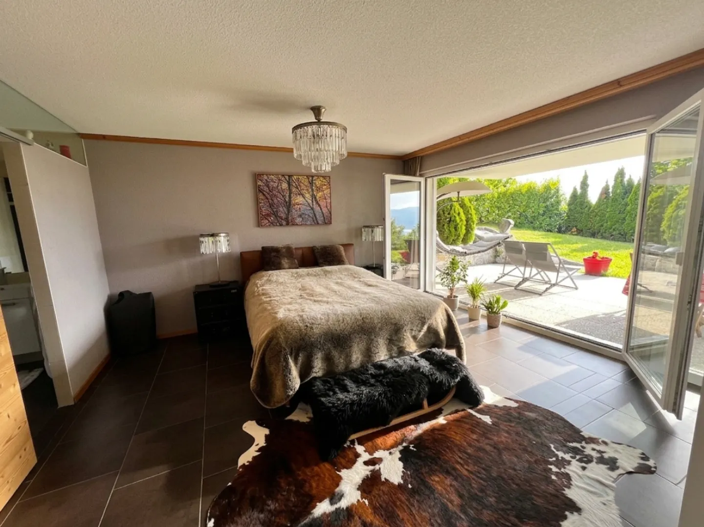 Moderne Haus mit Panoramablick - Foto 2 von 3