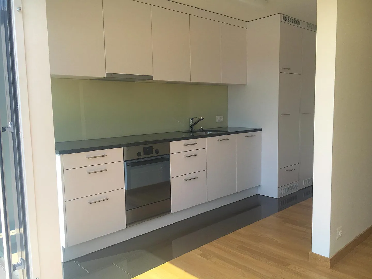 Superbe Attique près du Spalentor - Photo 4 sur 13