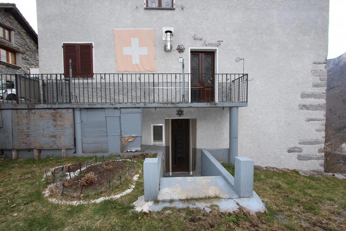 Casa di 6 1/2 locali in posizione molto tranquilla e soleggiata - Foto 11 di 17