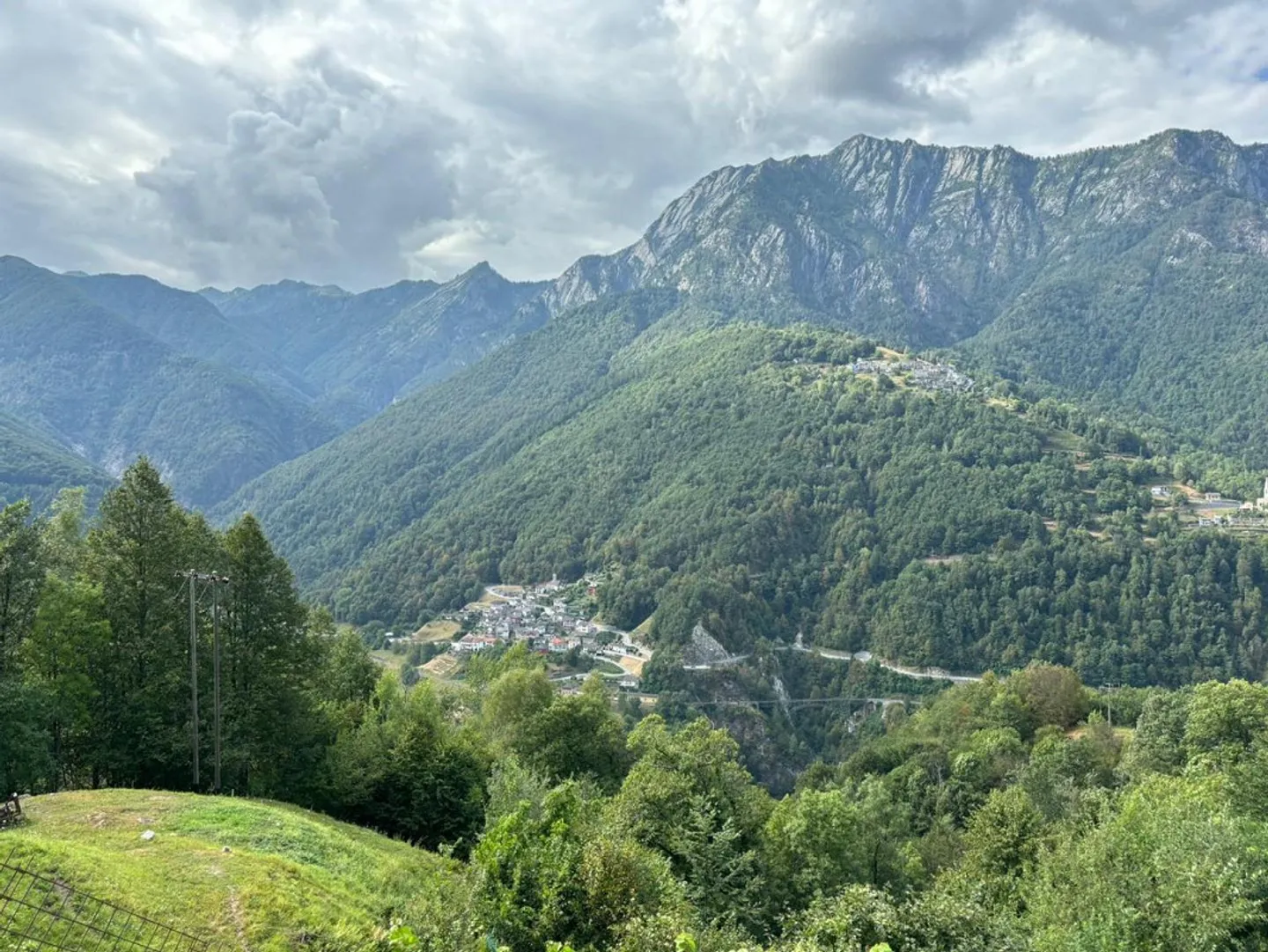 Casa di 6 1/2 locali in posizione molto tranquilla e soleggiata - Foto 15 di 17