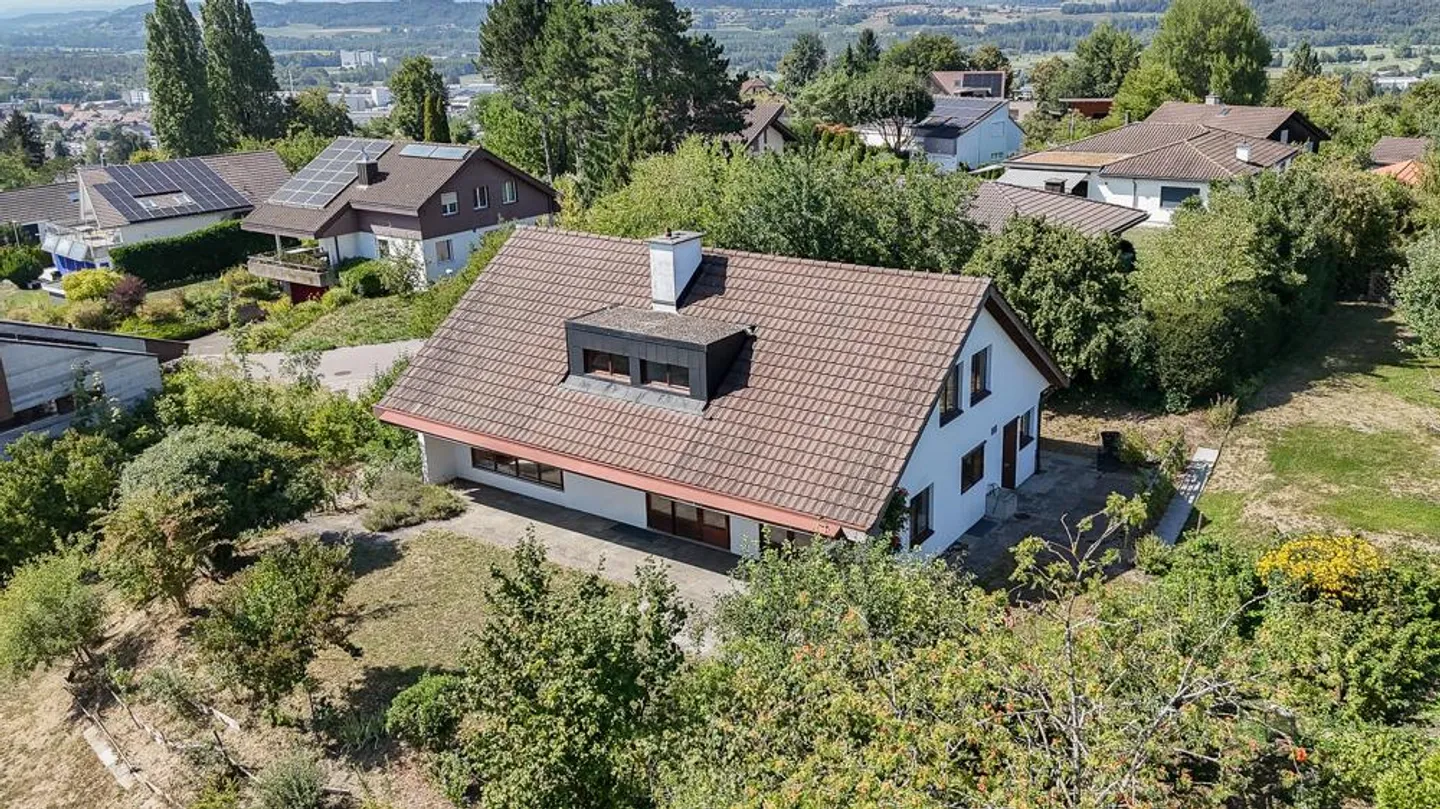 Casa in una posizione privilegiata con ampi spazi - Foto 5 di 7