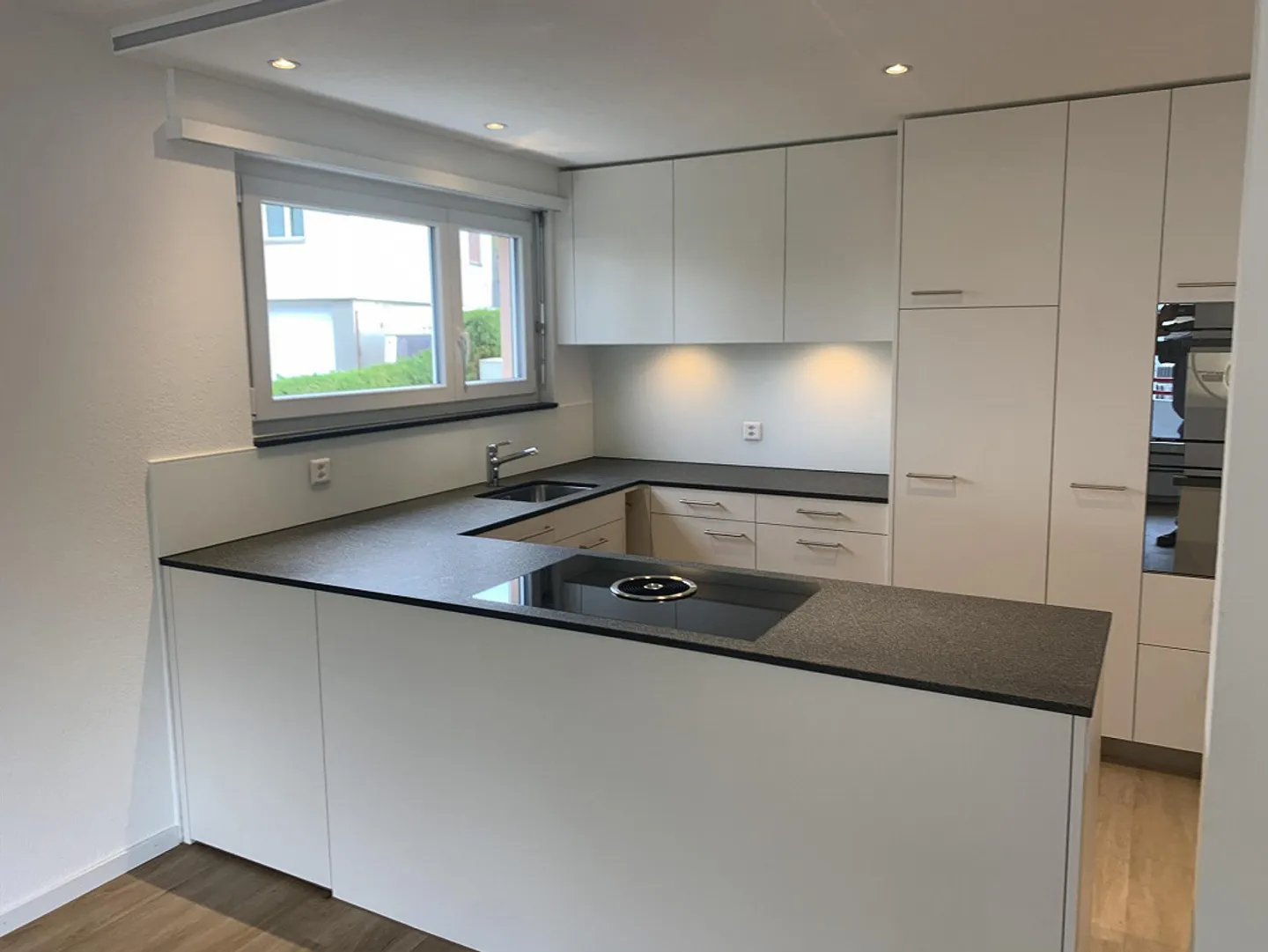 3 1/2 - Room Apartment in the Heart of Seewen - Photo 5 of 11